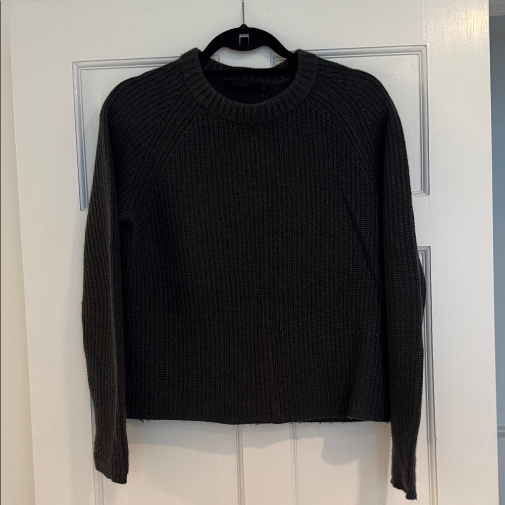 Jenni Kayne Charcoal Grey Cashmere Crewneck Knit Sweater